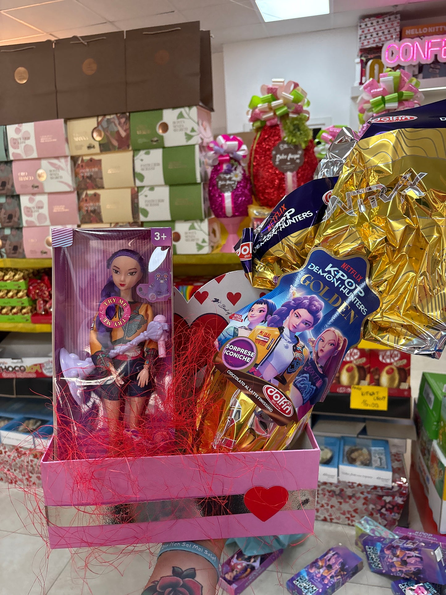 Box k-pop uovo + bambola