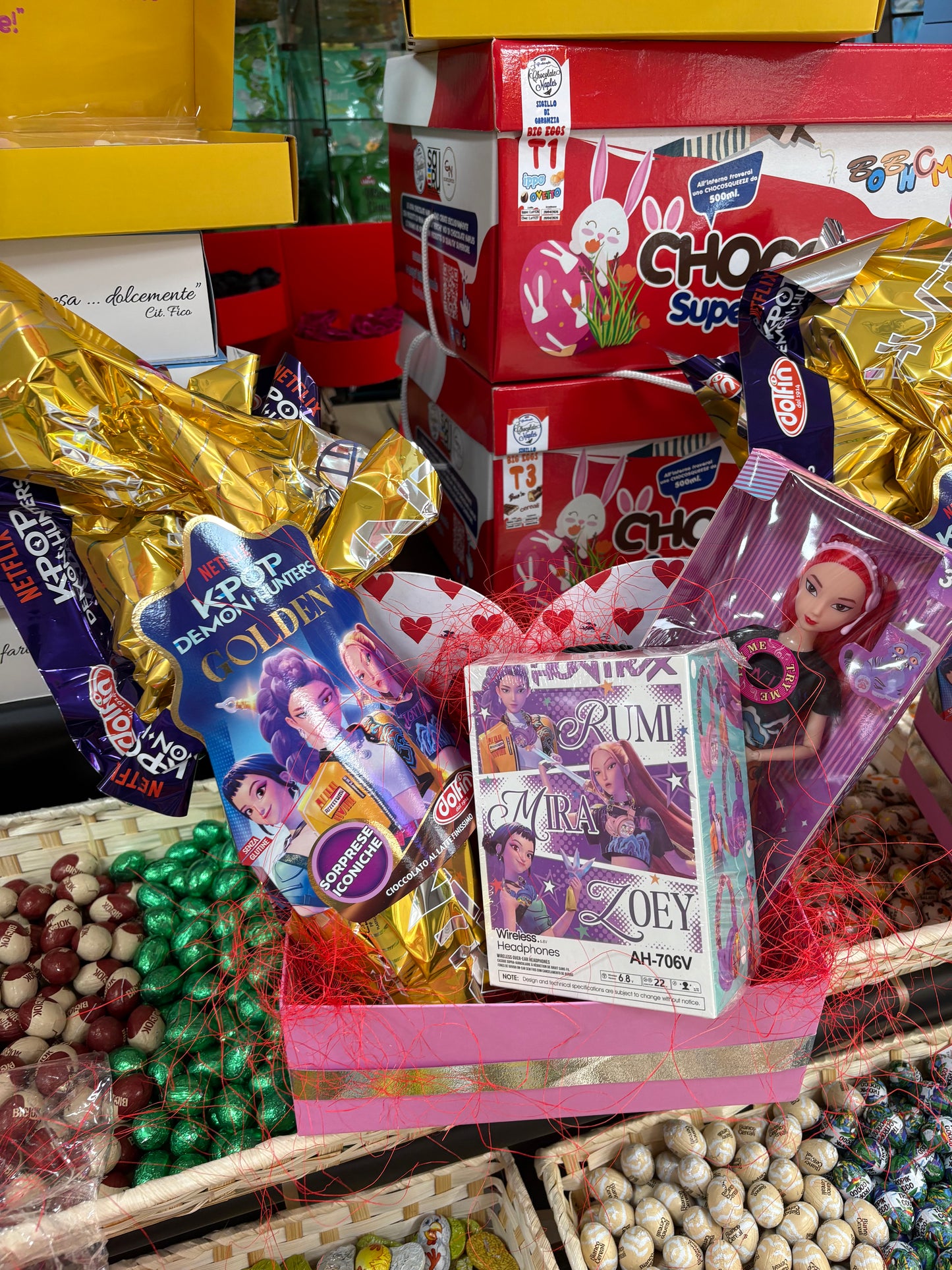 Box k-pop uovo + bambola + cuffie