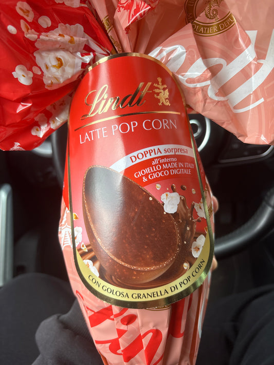 Uovo Lindt pop corn 🍿
